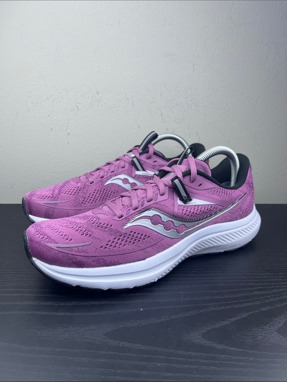Saucony Omni 21 Women's Sz 9.5 Pink White Running Shoes New With‎ Box - Picture 3 of 7